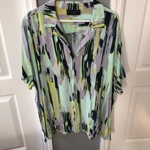 No Boundaries button front short sleeved shirt